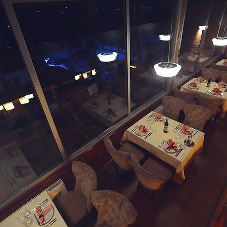 比诺丘酒店 普里什蒂纳 外观 照片